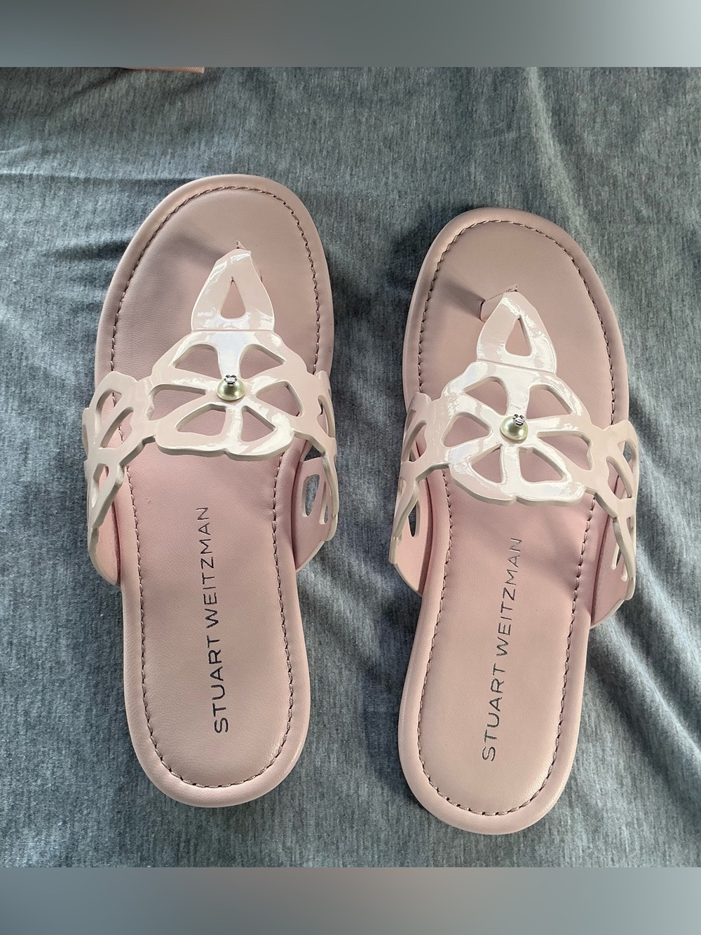 Stuart Weitzman Jasmine T strap sandals soft Rose, size 8B NWT